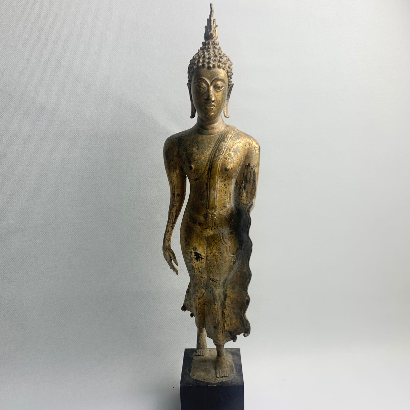 Thai gilt bronze buddha