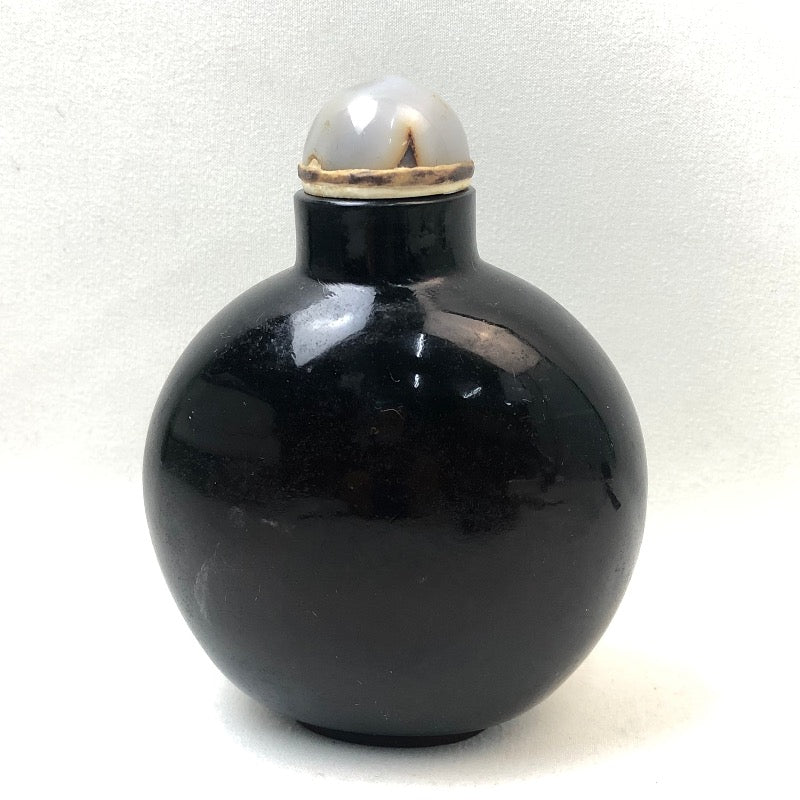 Large Dark Peking Glass Snuff Bottle With Agate Stopper (Spoon Missing), Early 20th Century, Chinese Custom Seal On Base.