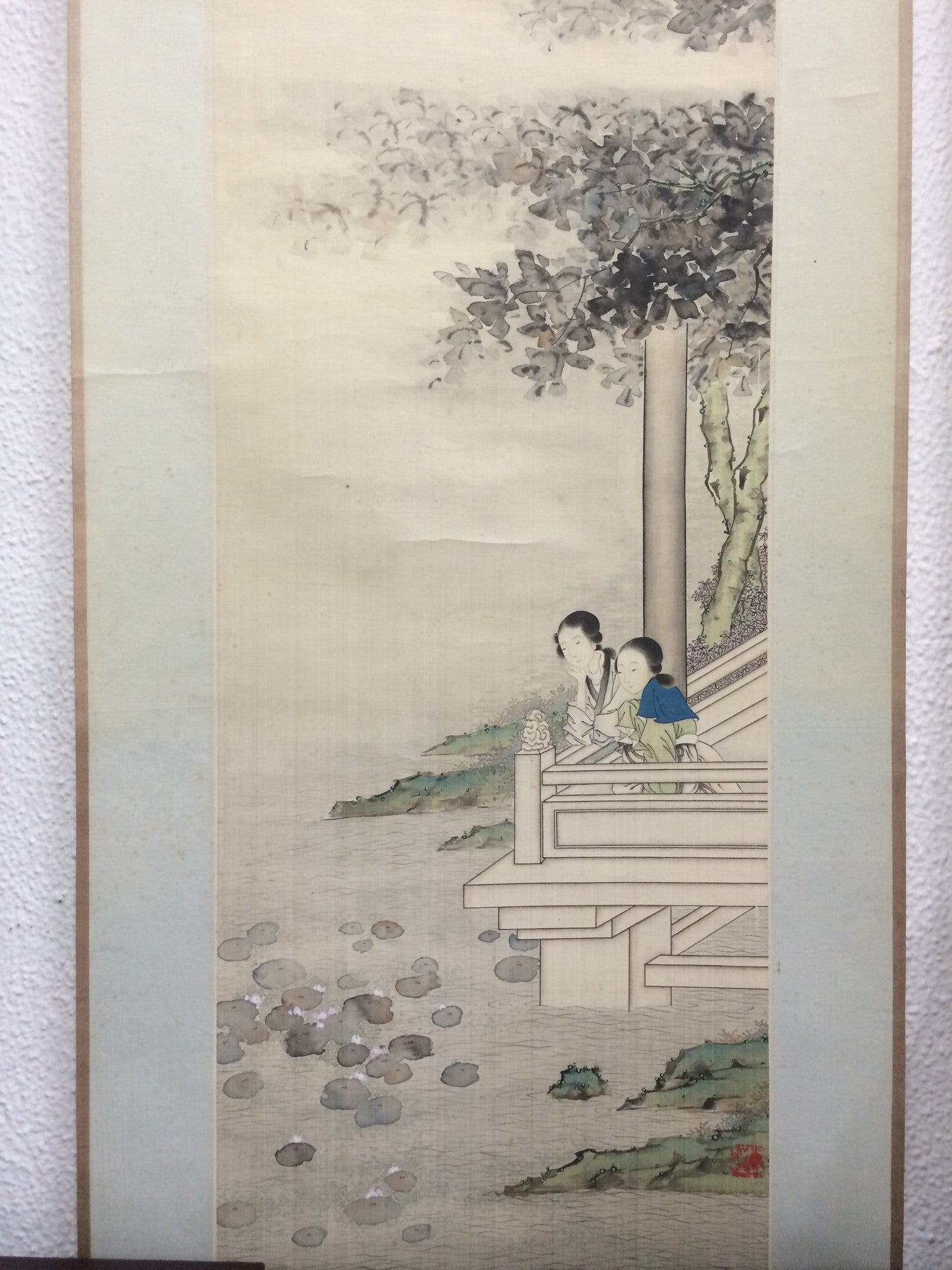 Chinese silk painting scroll
