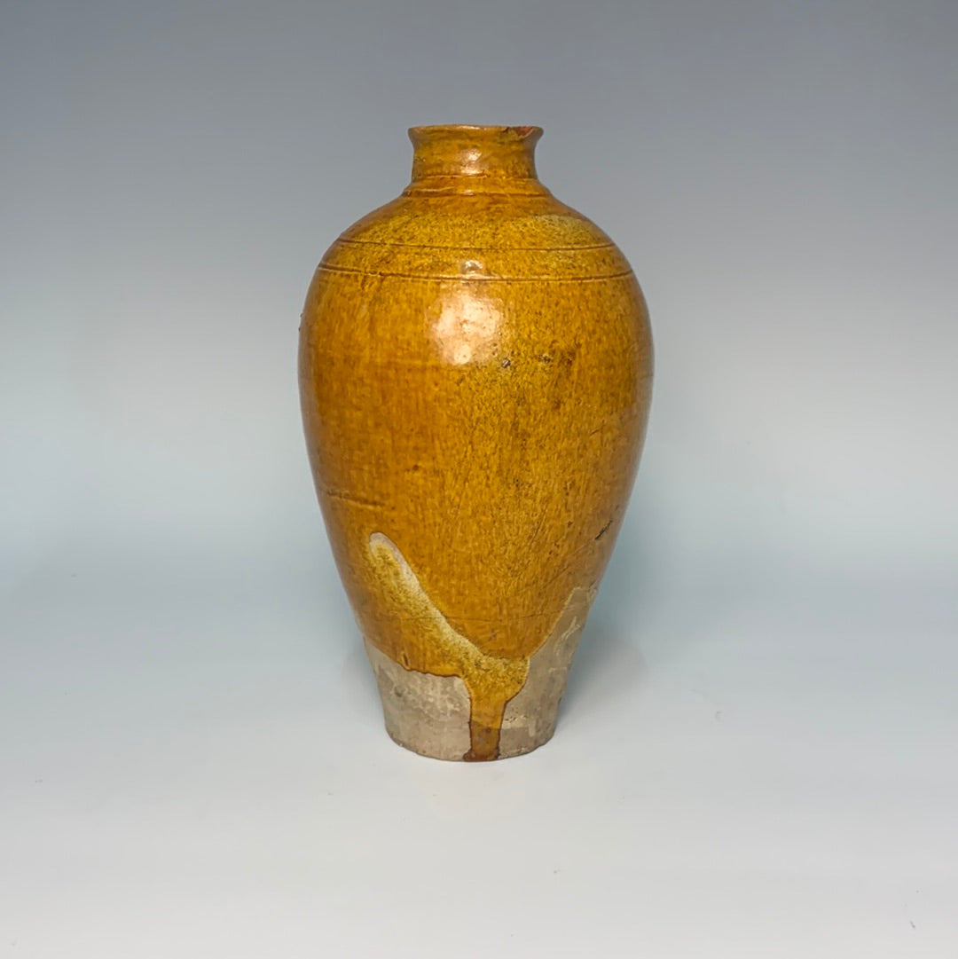 Chinese Tang Dynasty Vase ( Restored )
